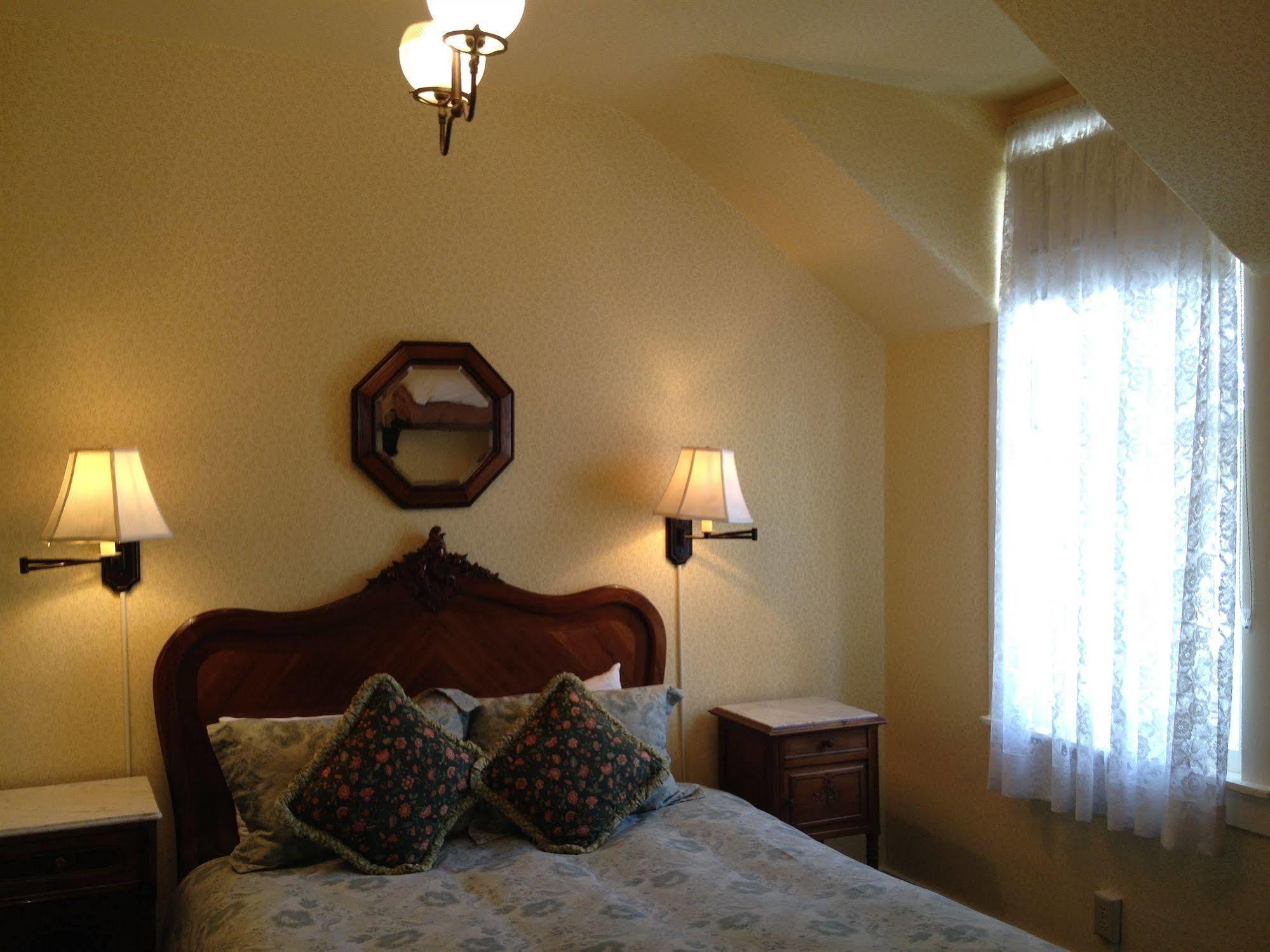 Gosby House Inn, A Four Sisters Inn Pacific Grove Exterior foto